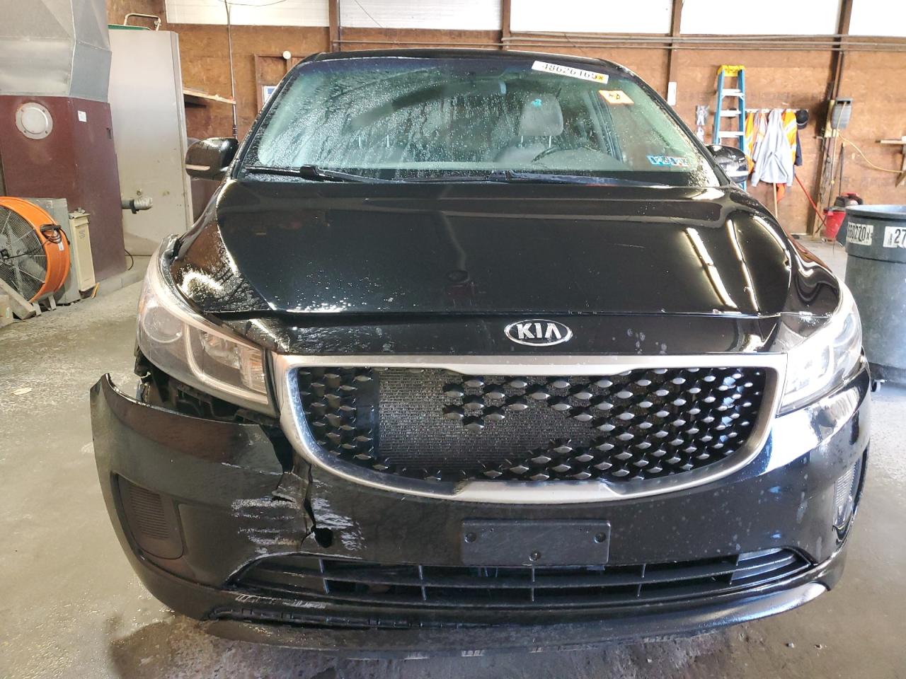 2015 Kia Sedona - Image 5