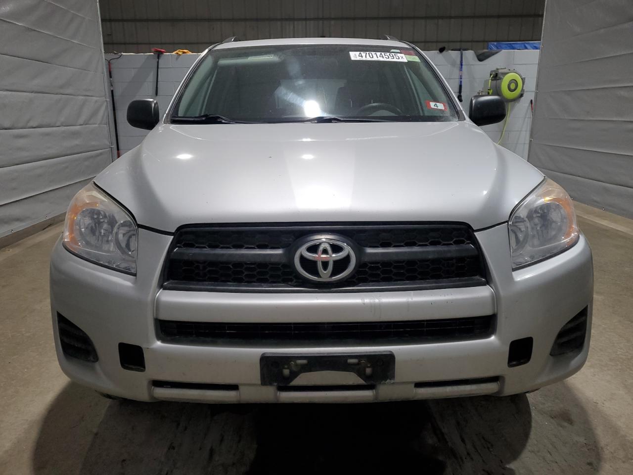 2012 Toyota RAV 4 - Image 5