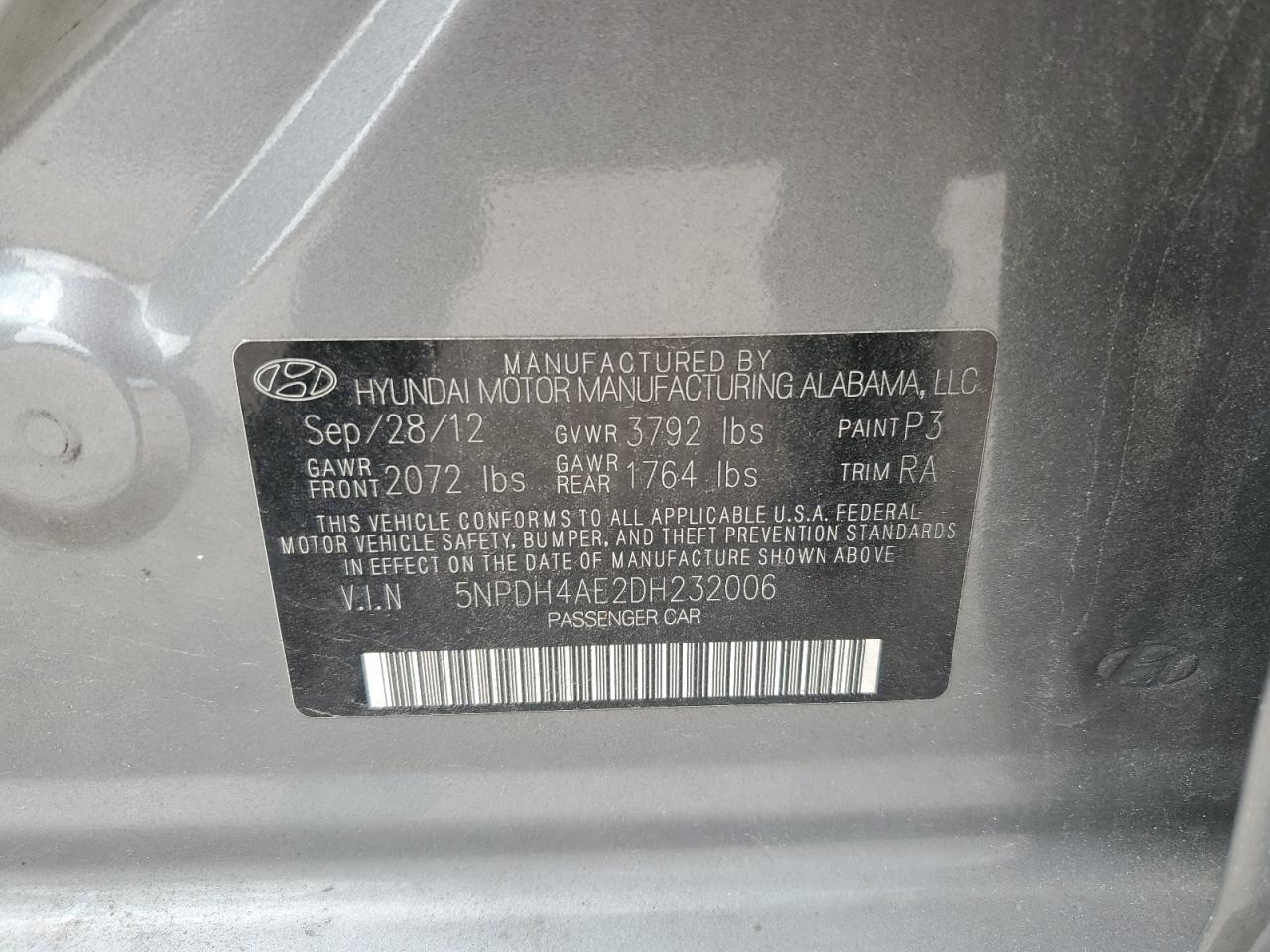 2013 Hyundai Elantra - Image 12