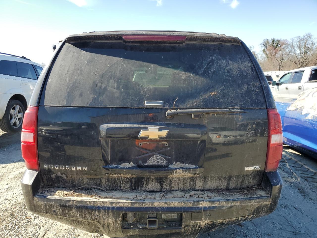 2007 Chevrolet Suburban - Image 6