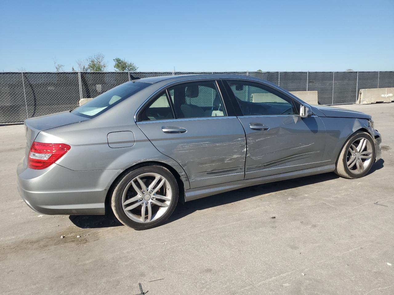 2013 Mercedes-Benz C-klasse - Image 3