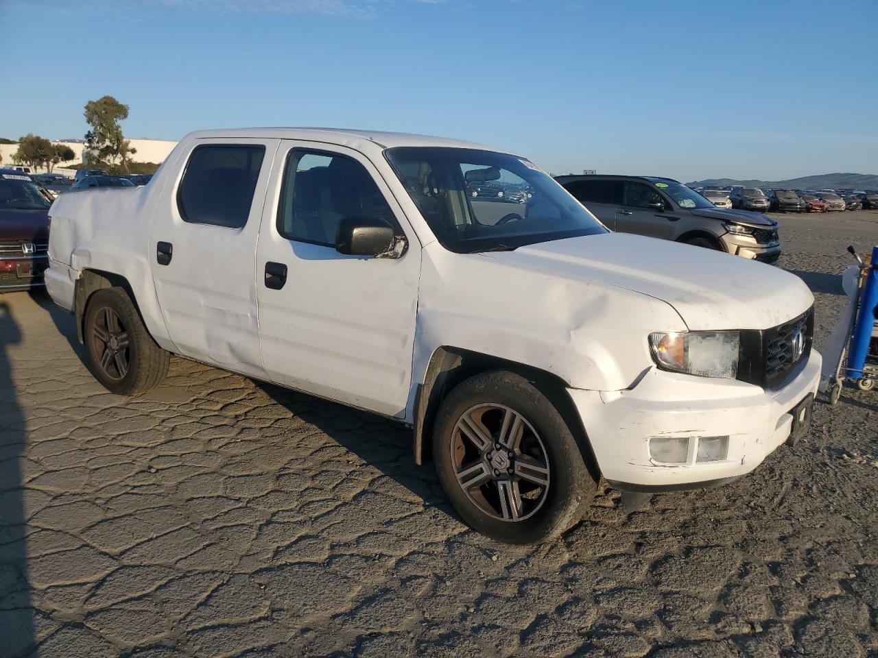 2014 Honda Ridgeline - Image 4