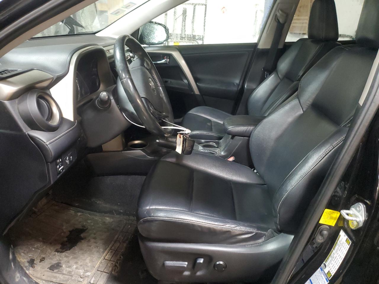 2014 Toyota RAV 4 - Image 7