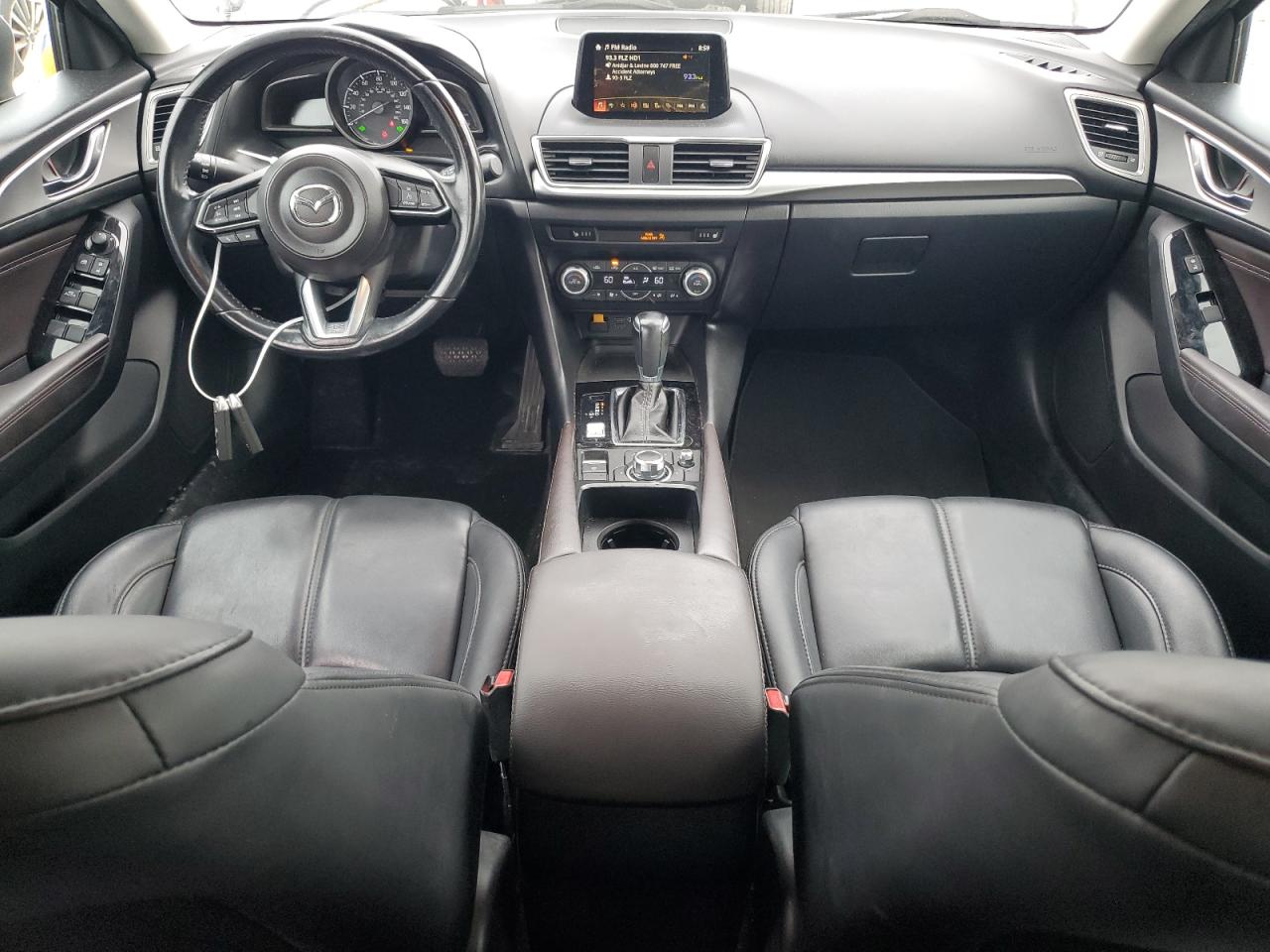 2018 Mazda 3 - Image 8