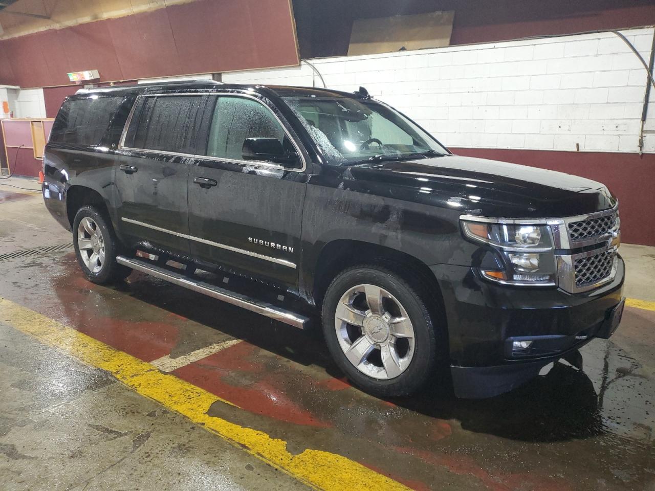 1GNSKHKC4HR374375 CHEVROLET SUBURBAN 2017