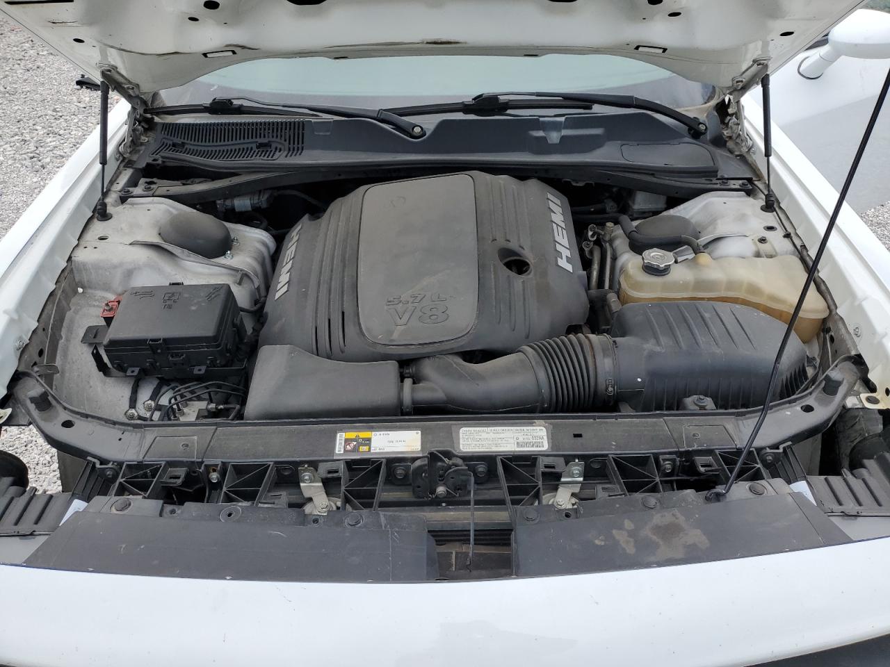 2016 Dodge Challenger - Image 12