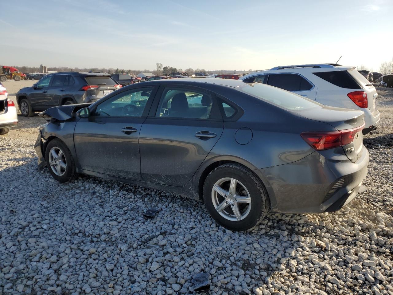 2022 Kia Forte - Image 2