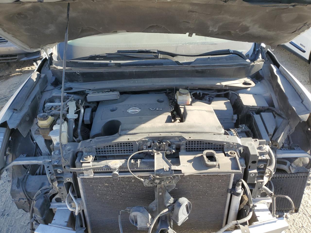 2014 Nissan Pathfinder - Image 12