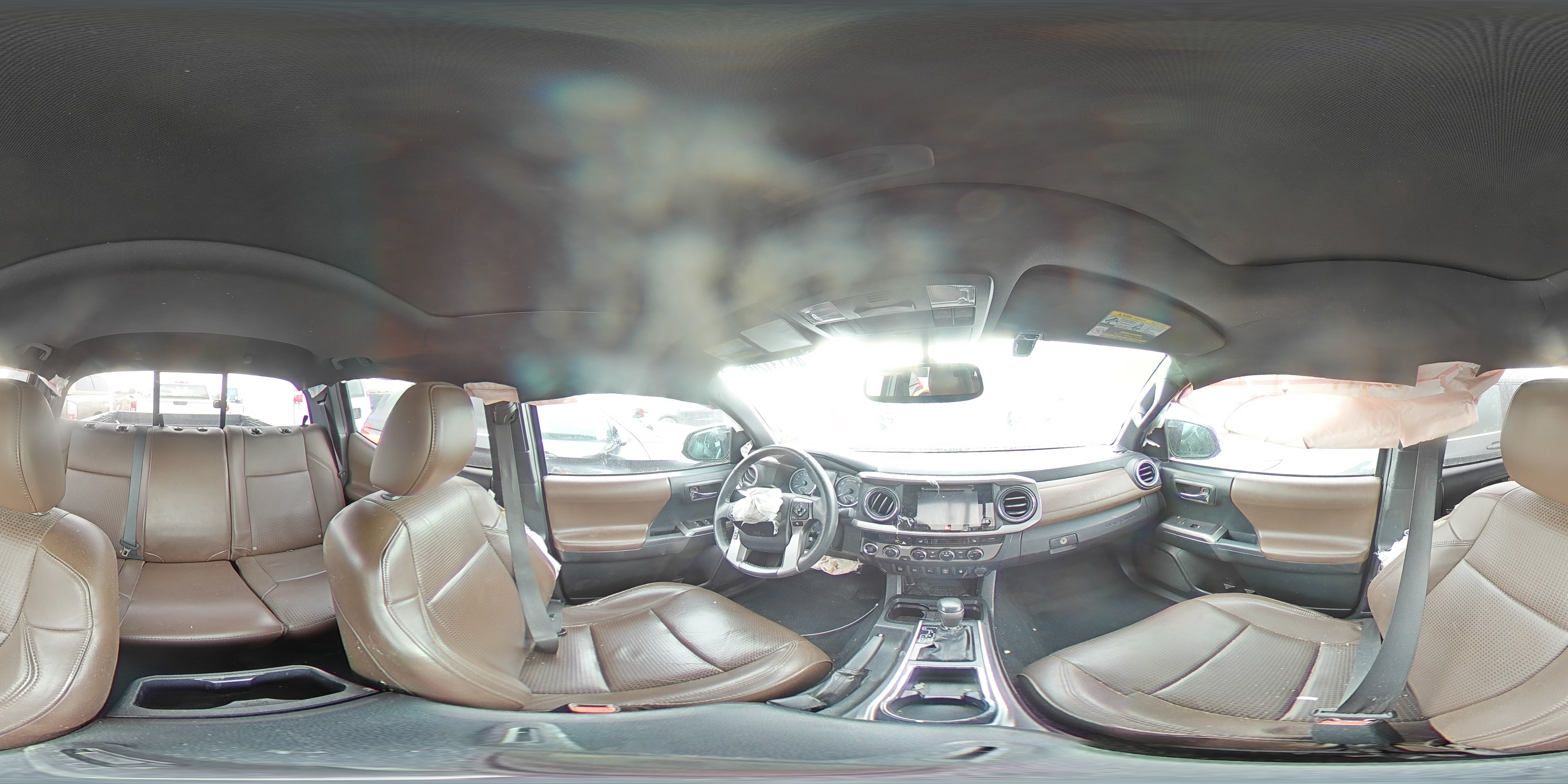 2016 Toyota Tacoma - Image 13