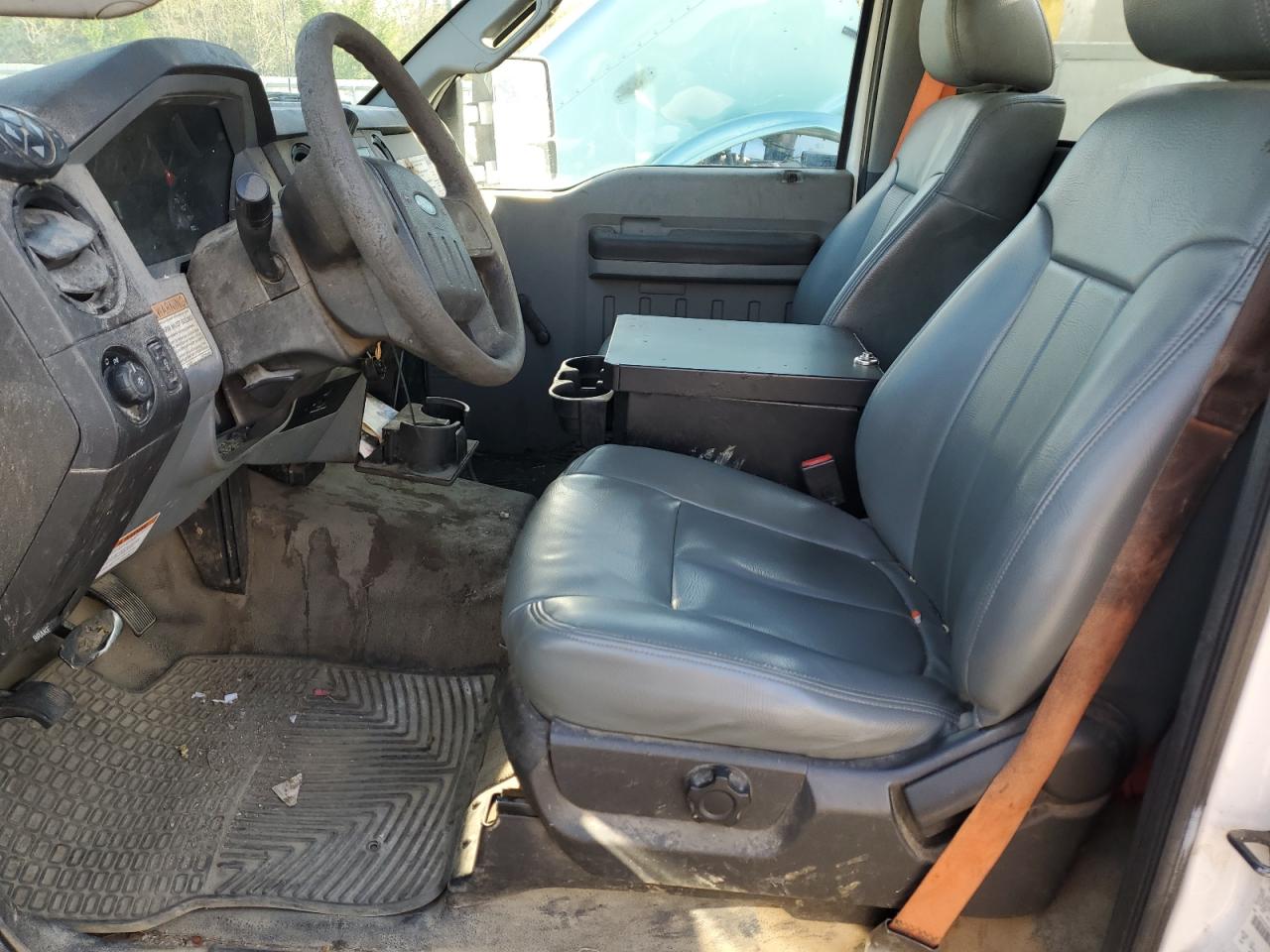 2015 Ford F450 Super Duty VIN: 1FDUF4GY7FEC93387 Lot: 49860875
