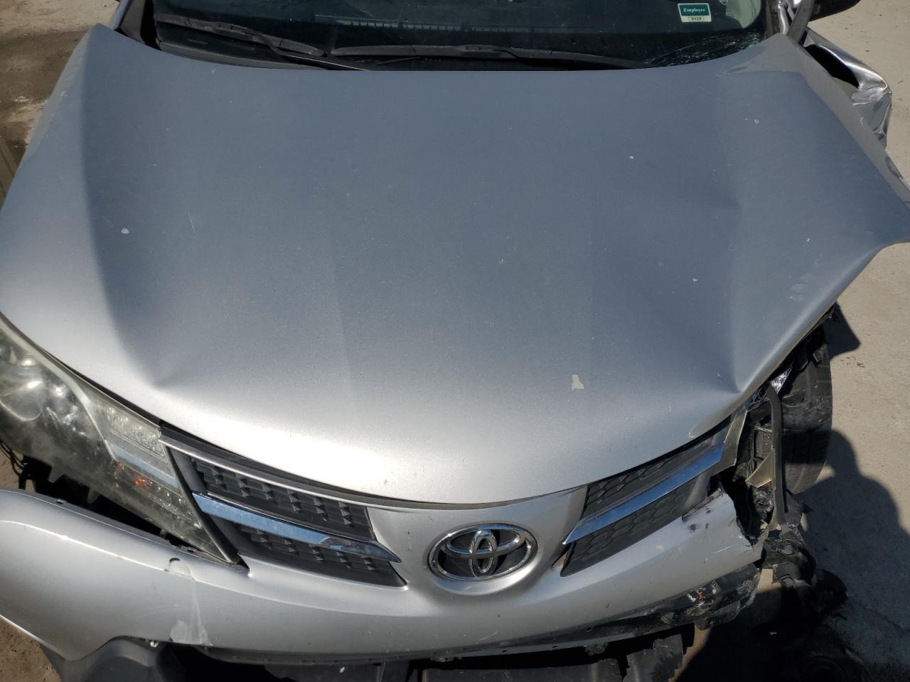 2015 Toyota RAV 4 - Image 13