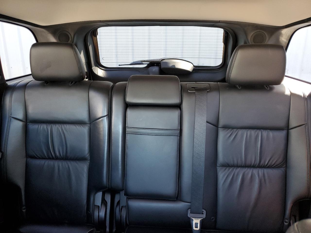 2011 Jeep Grand Cherokee - Image 10