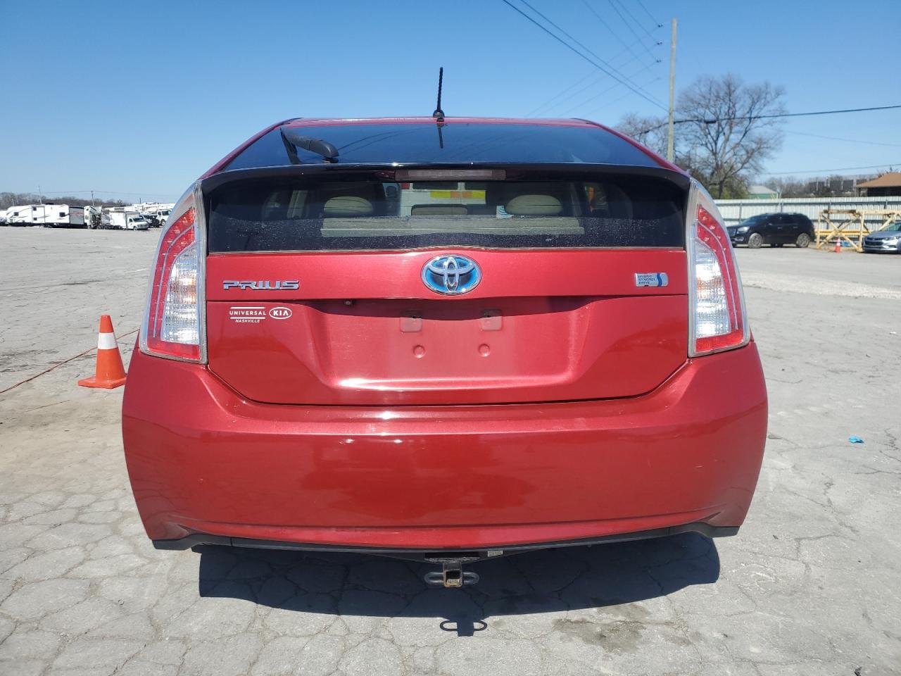 2015 Toyota Prius - Image 6