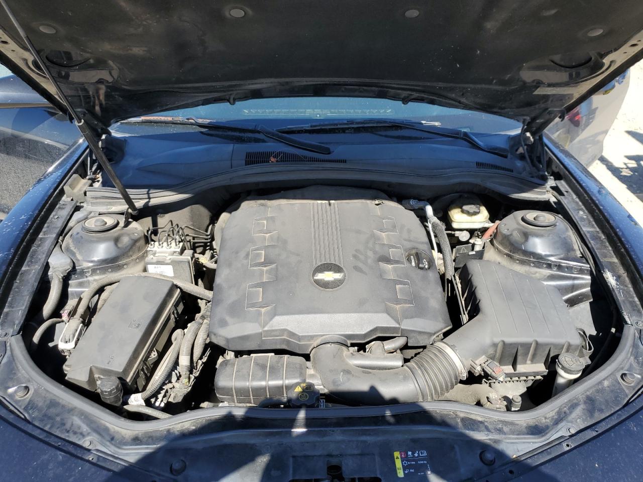 2015 Chevrolet Camaro - Image 11