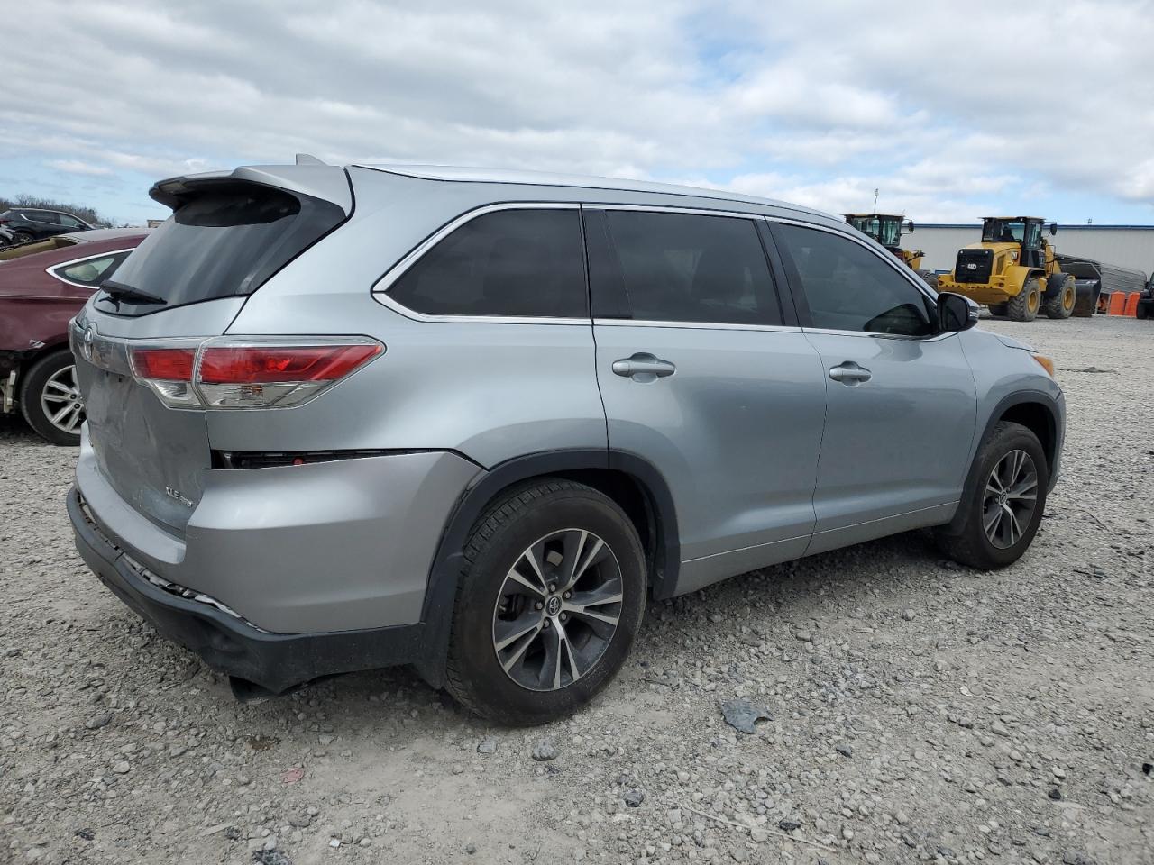 5TDJKRFH1GS502622 TOYOTA HIGHLANDER 2016