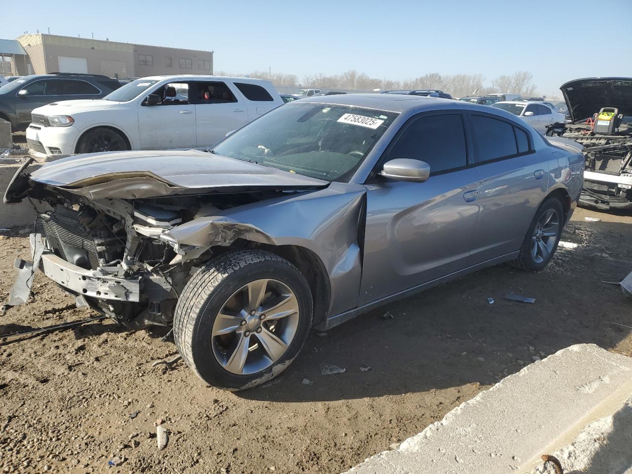 2015 Dodge Charger Sxt for Sale in Kansas City, KS - Front End