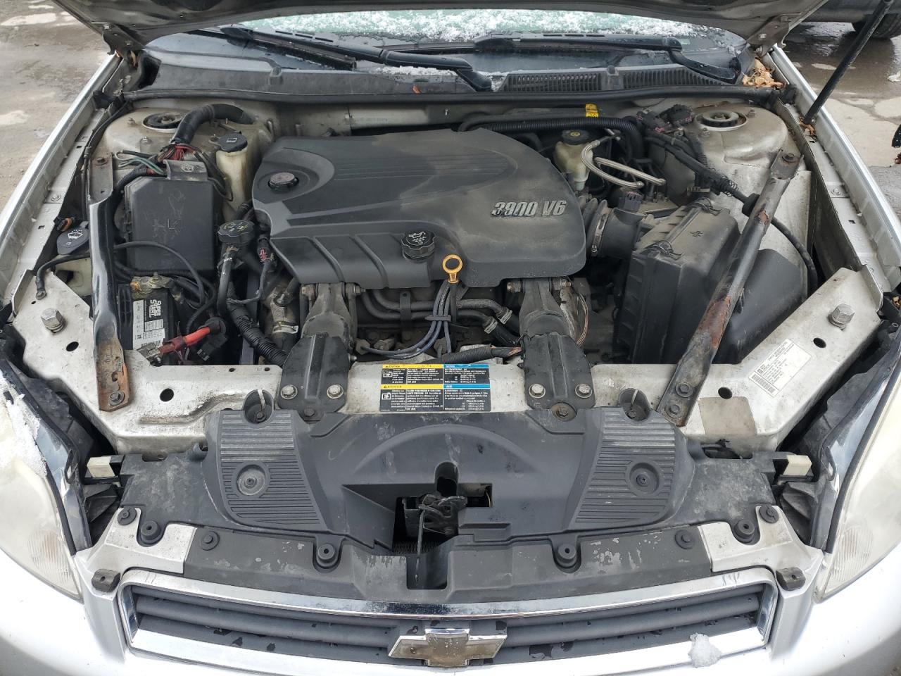 2009 Chevrolet Impala - Image 11