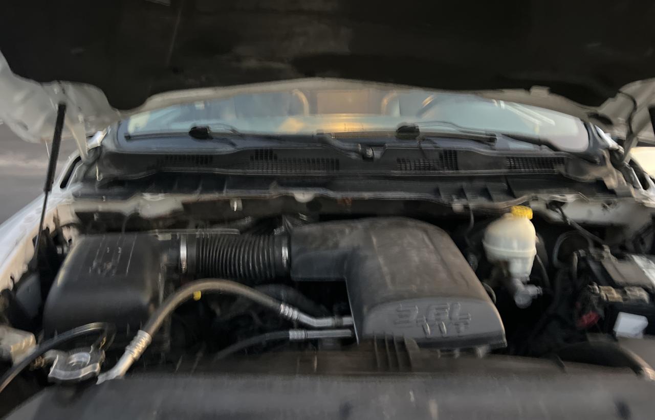 2014 RAM 1500 - Image 7