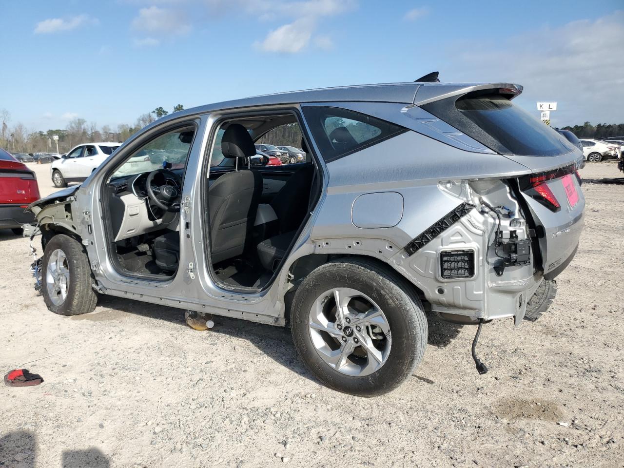 2024 Hyundai Tucson - Image 2