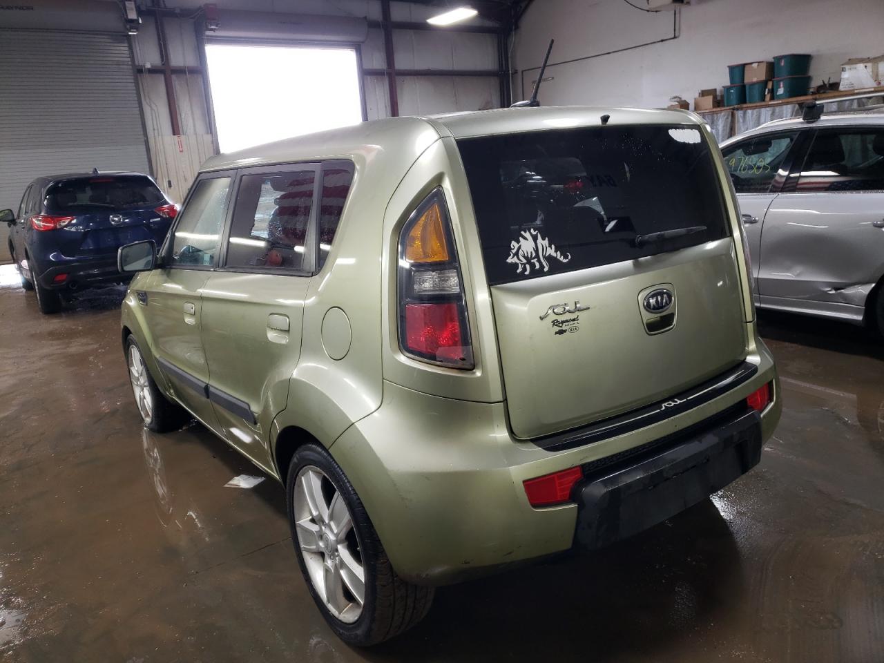 2010 Kia Soul - Image 2
