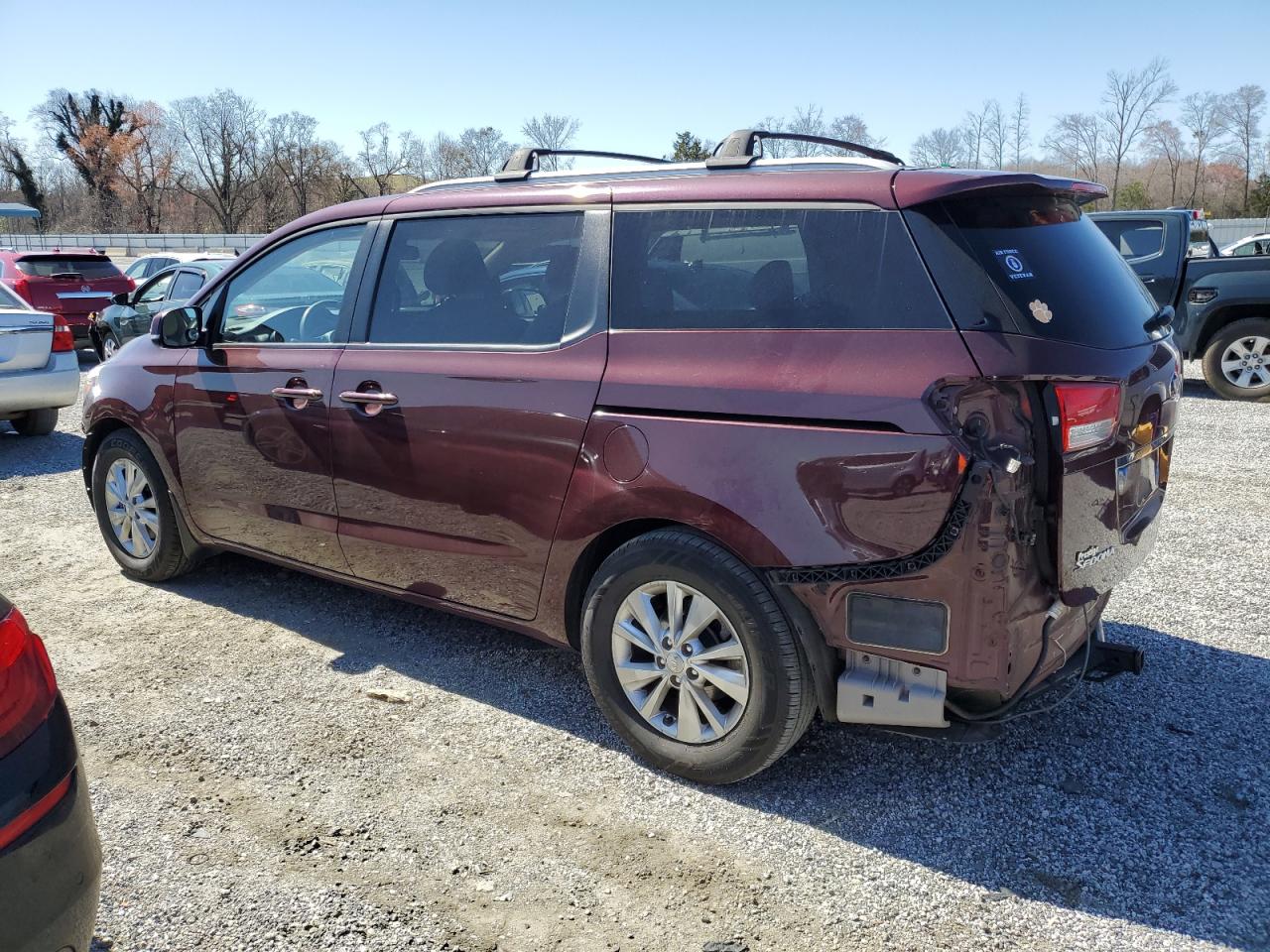2015 Kia Sedona - Image 2