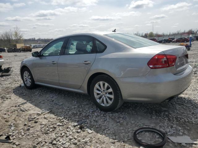  VOLKSWAGEN PASSAT 2012 Серебристый