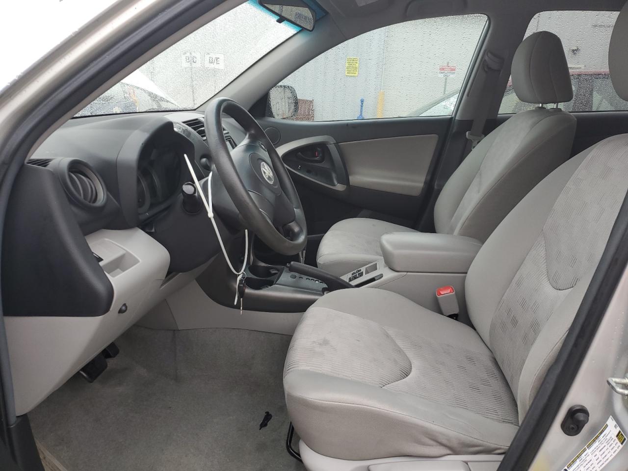 2011 Toyota RAV 4 - Image 7