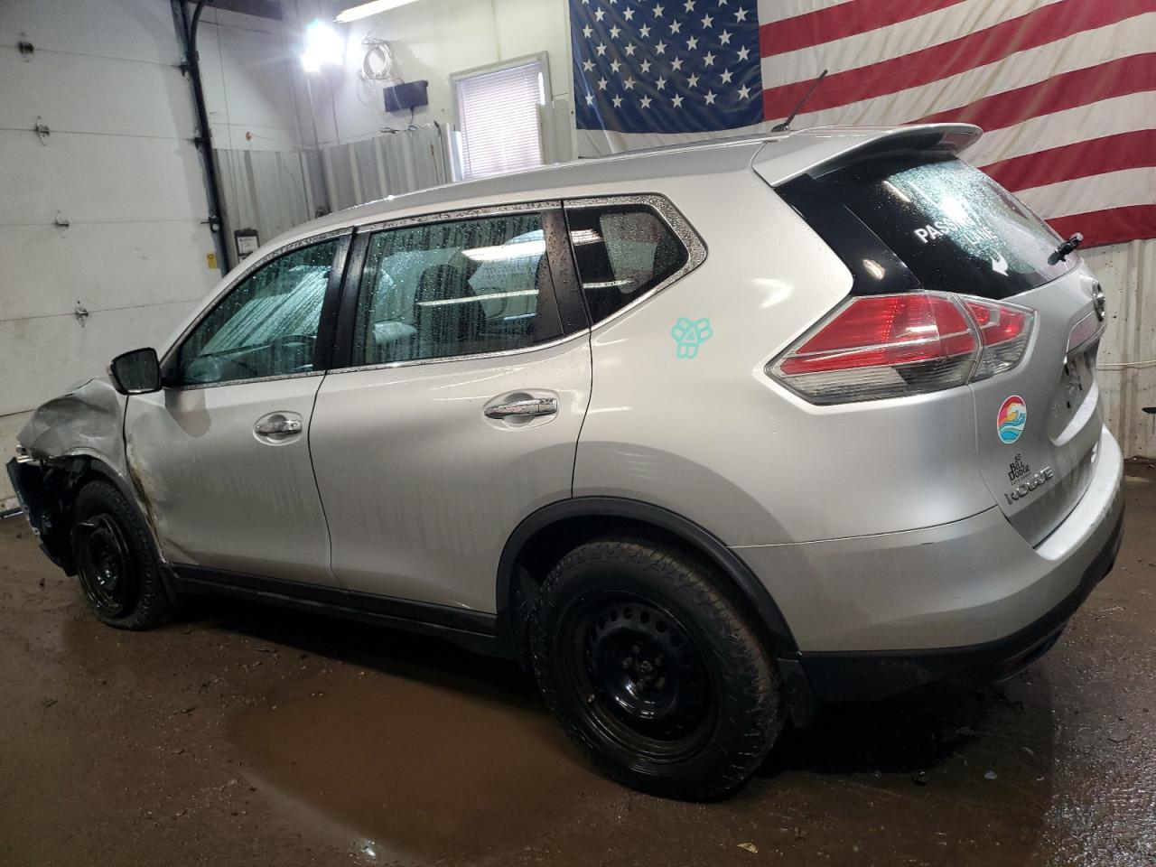 2014 Nissan Rogue - Image 2