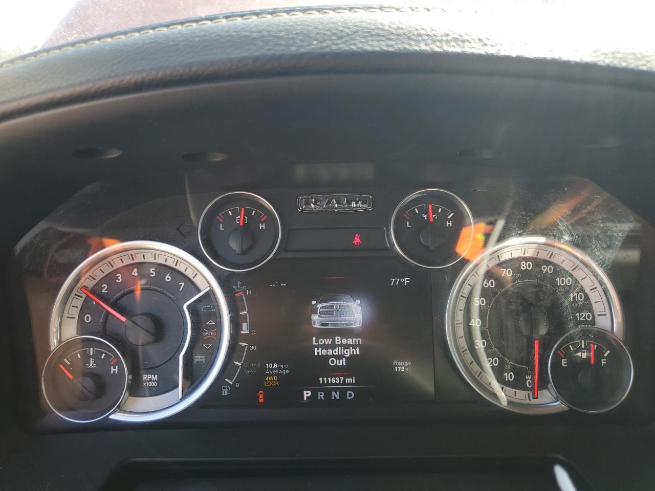 2014 RAM 1500 - Image 9
