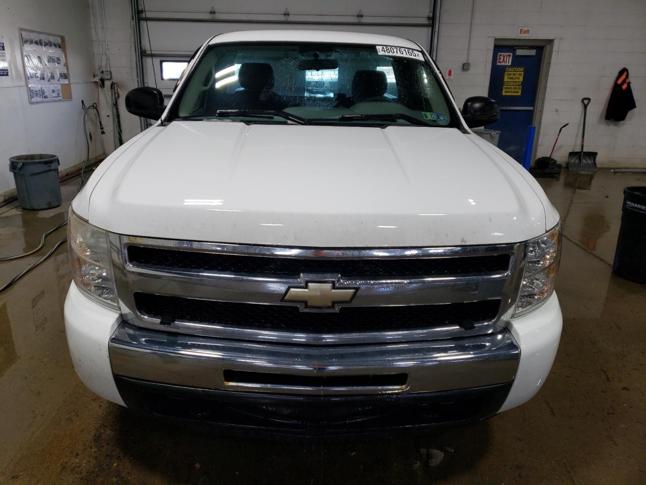 2010 Chevrolet Silverado - Image 5