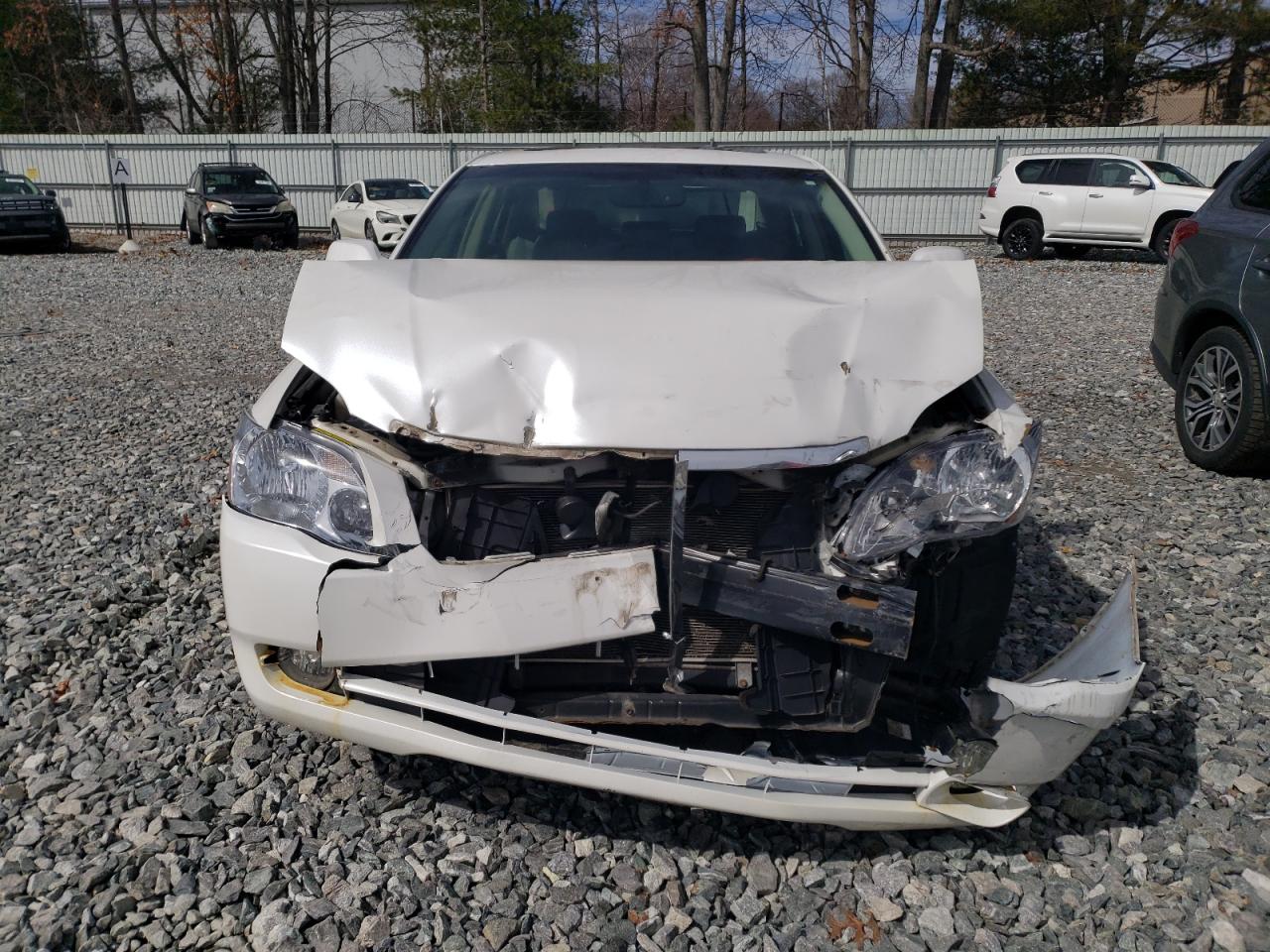 2007 Toyota Avalon - Image 5