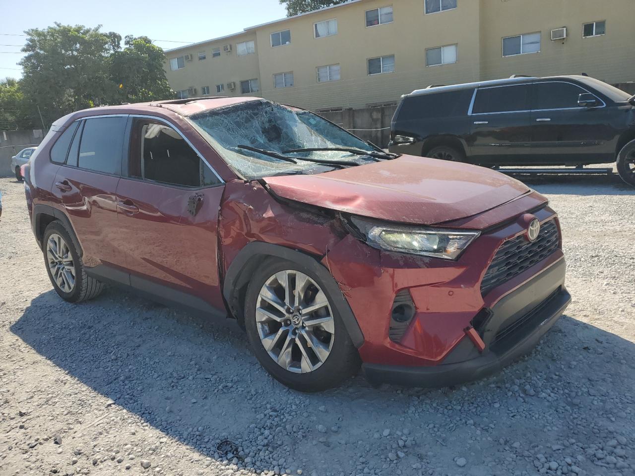 2020 Toyota RAV 4 - Image 4