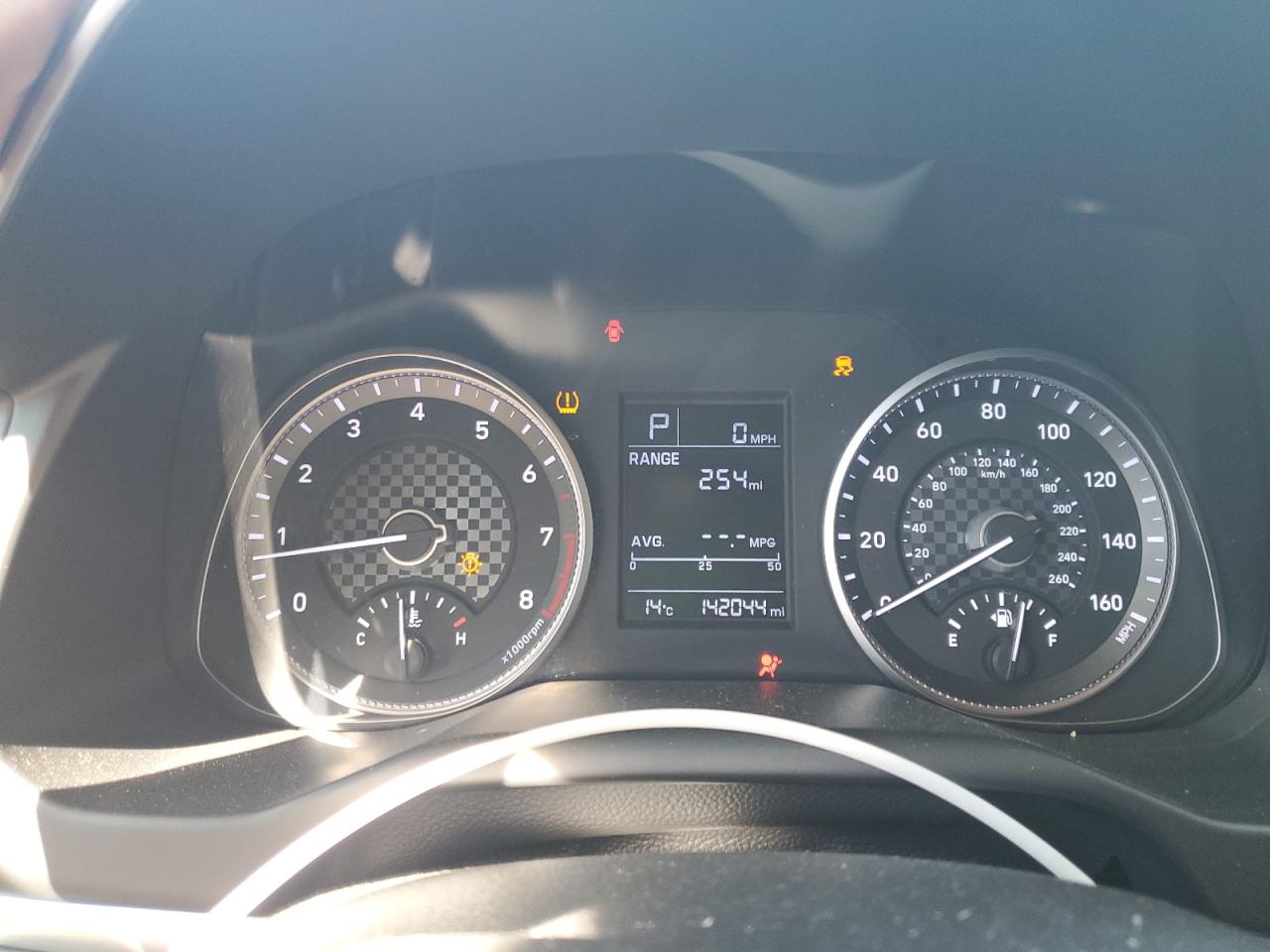 2019 Hyundai Elantra - Image 9