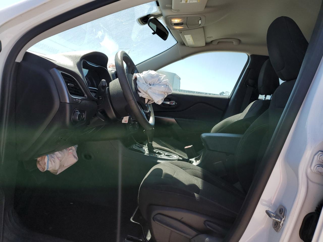 2020 Jeep Grand Cherokee - Image 7
