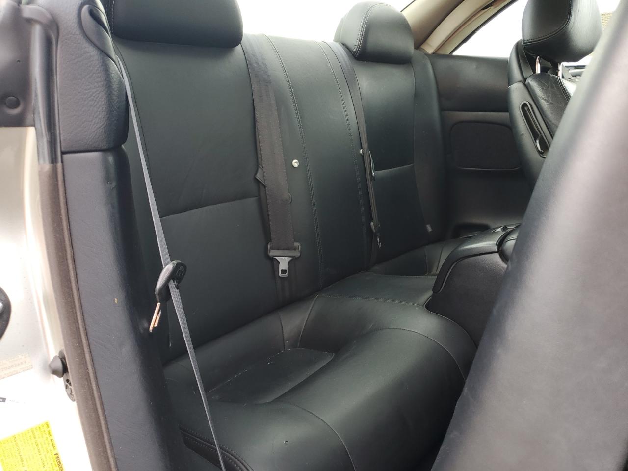 2002 Lexus SC - Image 10