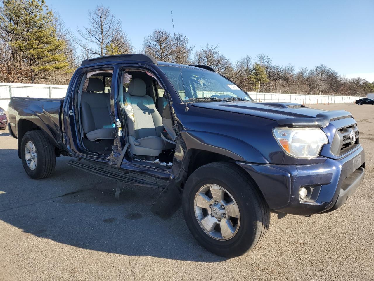 2013 Toyota Tacoma - Image 4