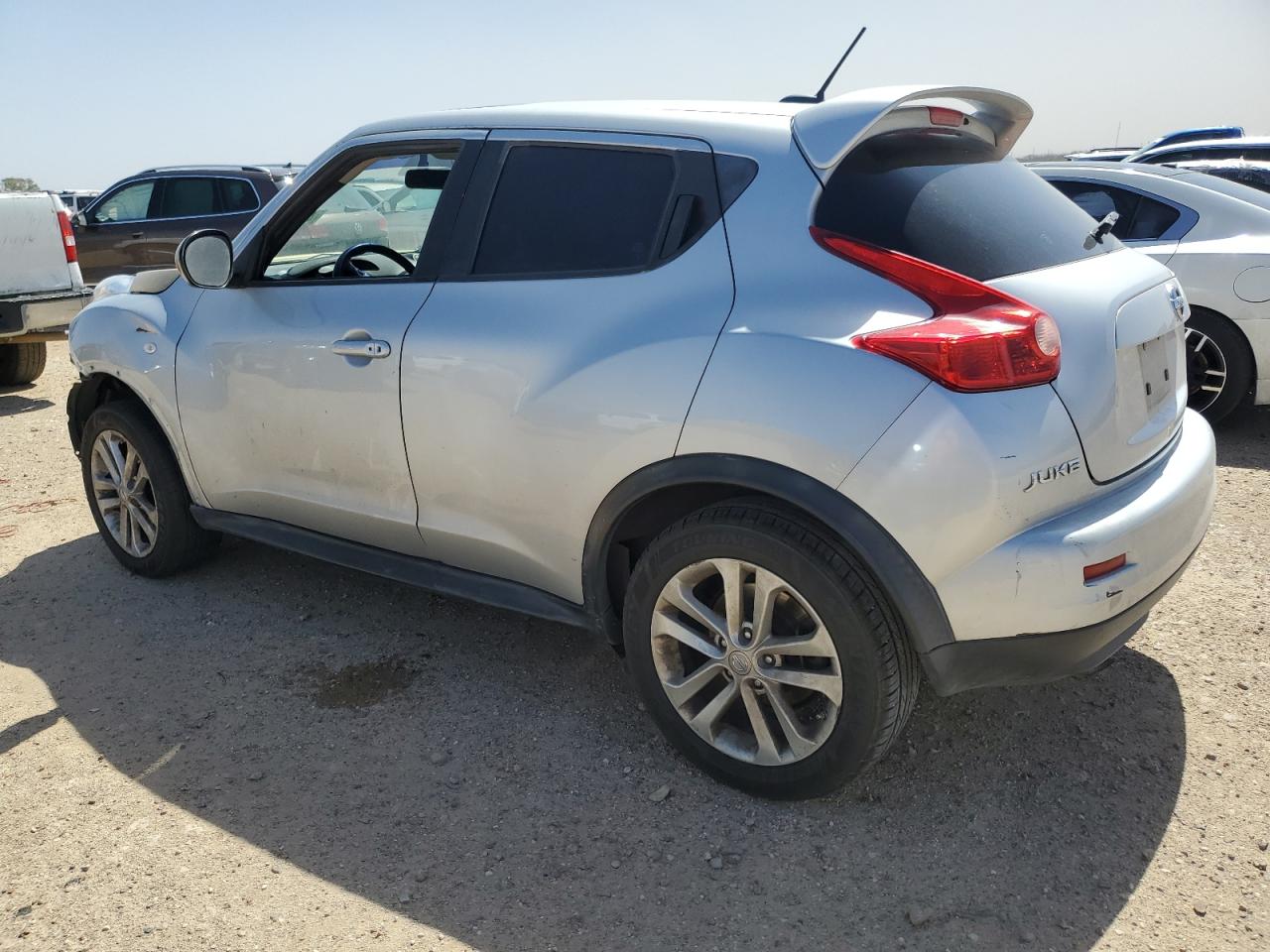 2013 Nissan Juke - Image 2