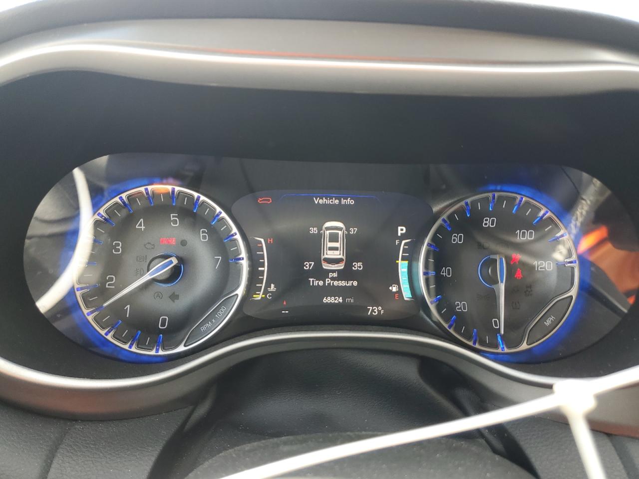 2022 Chrysler Pacifica - Image 9