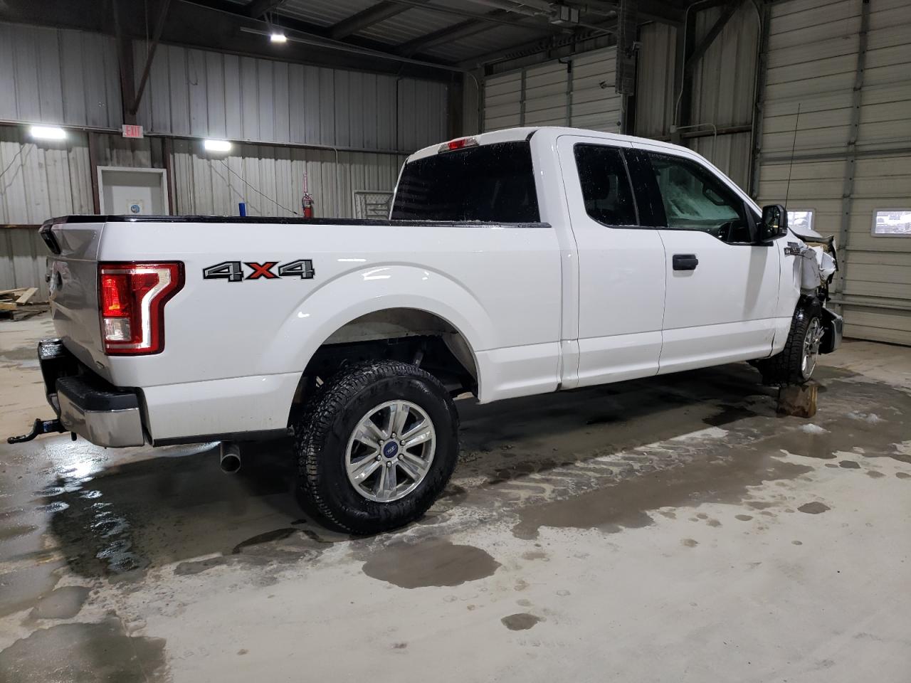 2015 Ford F-150 - Image 3