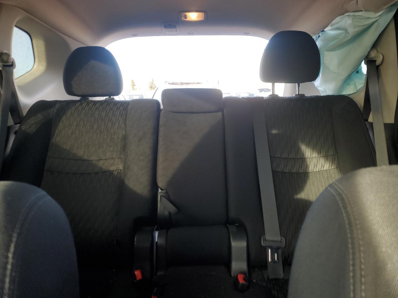 2020 Nissan Rogue - Image 10