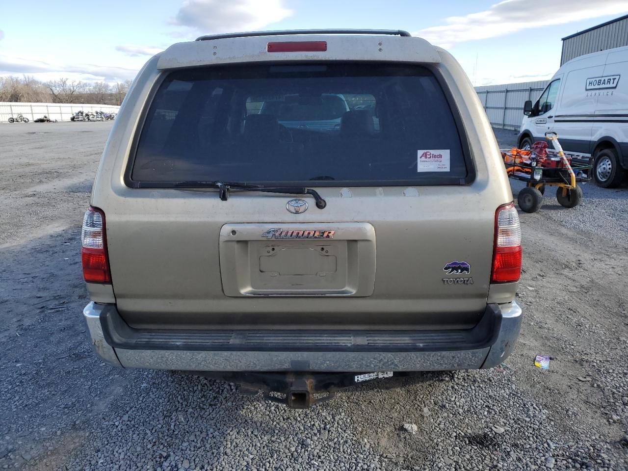 2001 Toyota 4Runner - Image 6