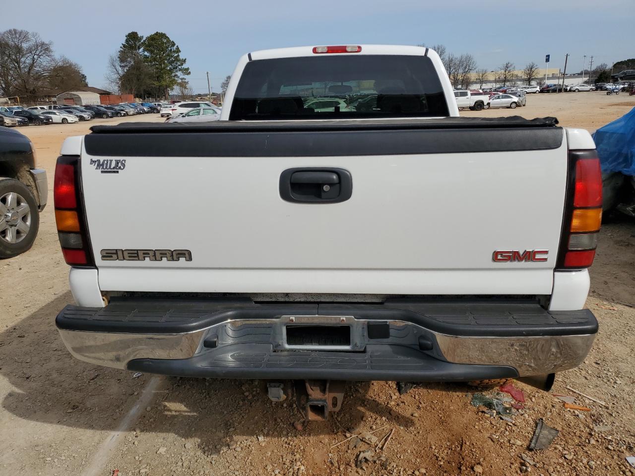 2007 GMC Sierra - Image 6