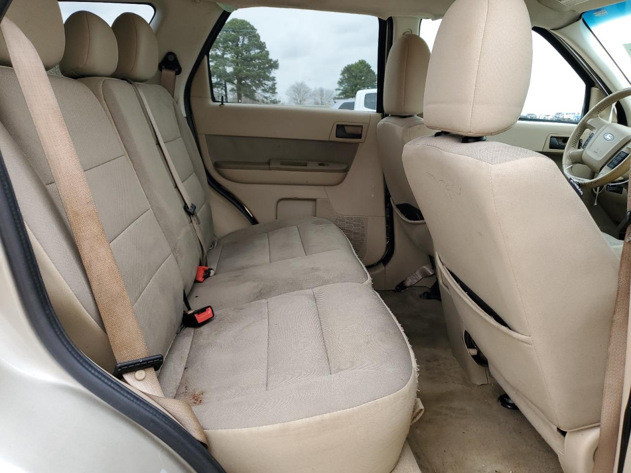 2012 Ford Escape - Image 12