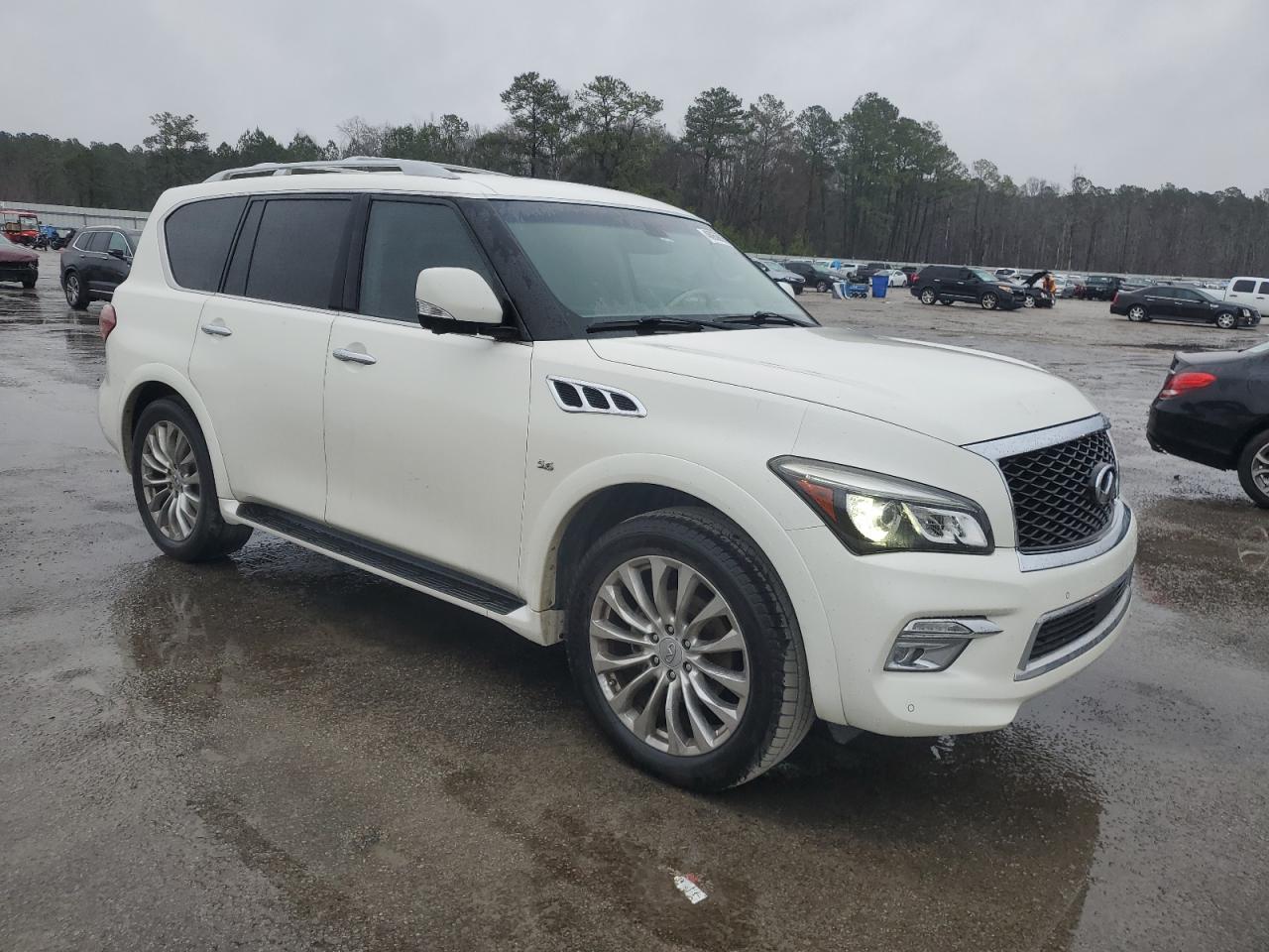2015 Infiniti QX80 - Image 4
