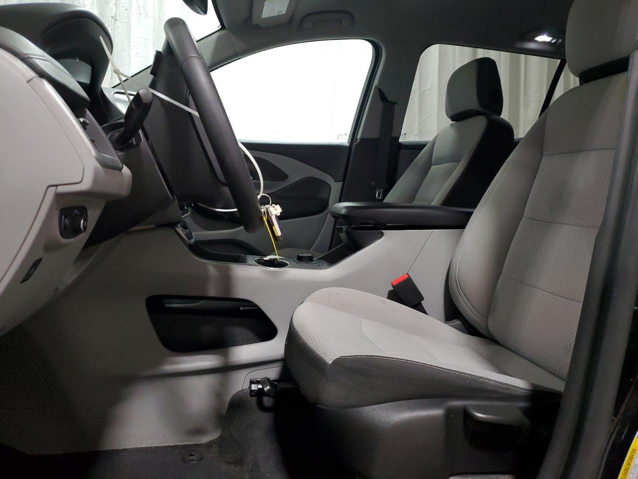 2022 GMC Terrain - Image 7
