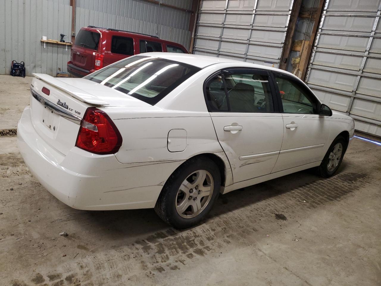 2005 Chevrolet Malibu - Image 3