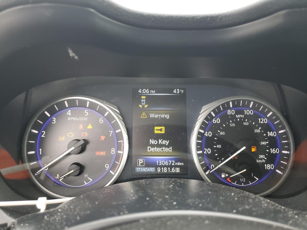 2014 Infiniti Q50 - Image 9