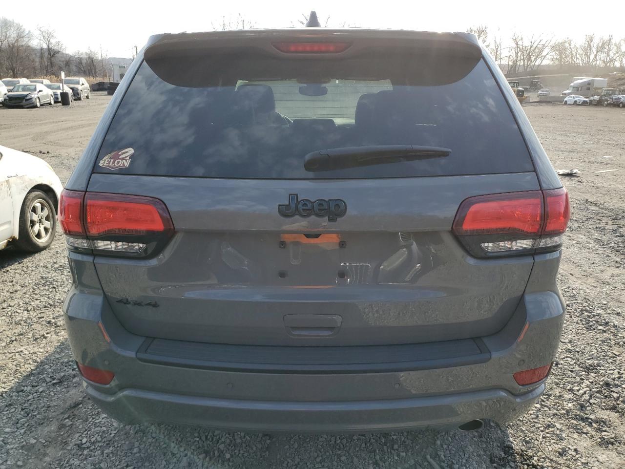 2020 Jeep Grand Cherokee - Image 6