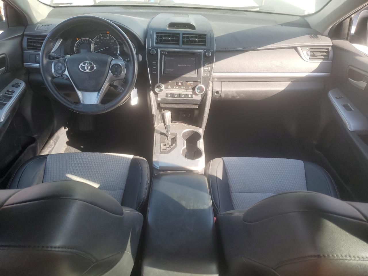 2014 Toyota Camry - Image 8