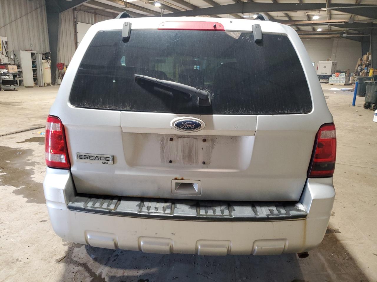 2010 Ford Escape - Image 6